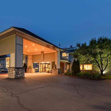 Best Western Plus Windjammer Inn & Conference Center Burlington Exteriér fotografie
