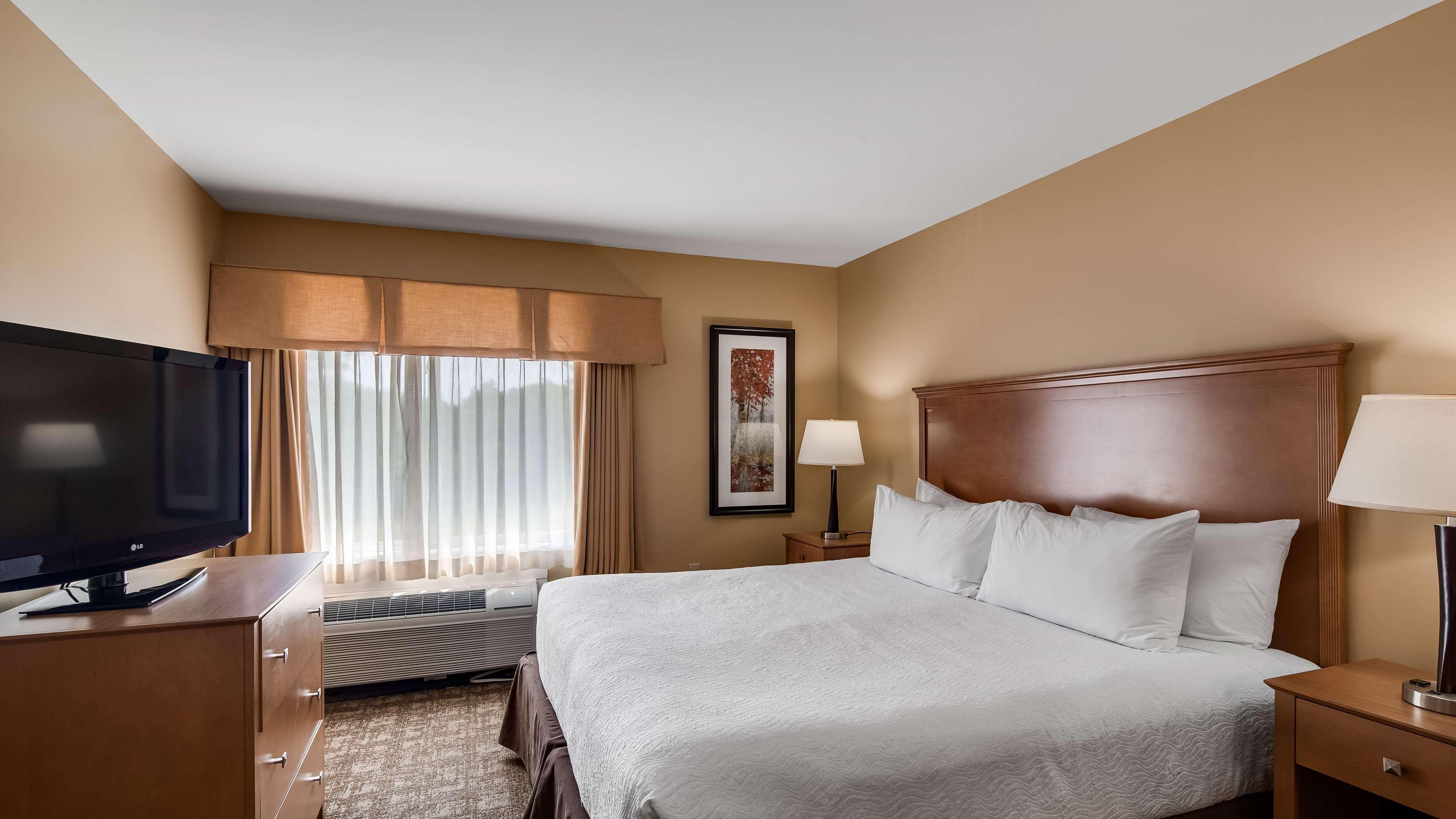 Best Western Plus Windjammer Inn & Conference Center Burlington Exteriér fotografie