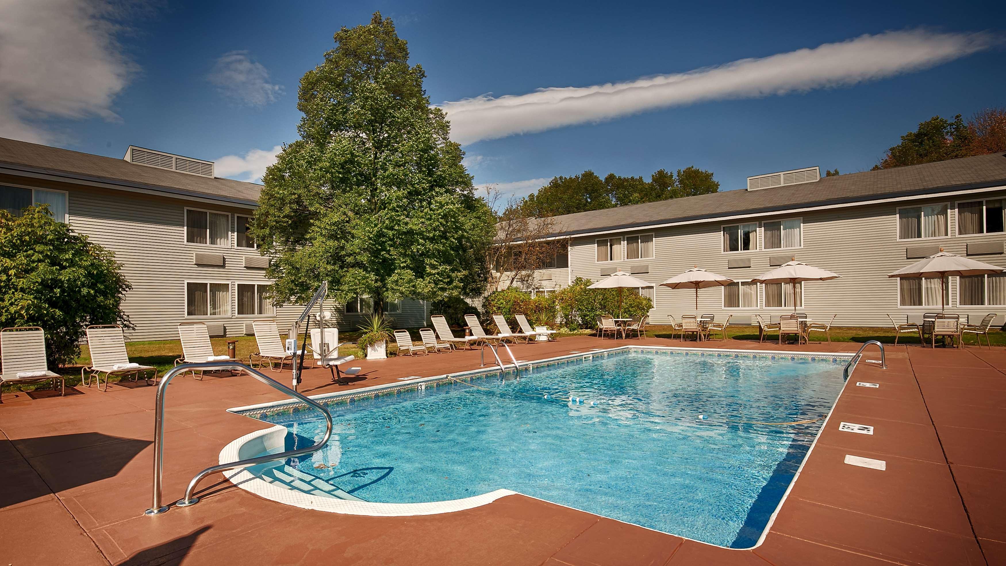 Best Western Plus Windjammer Inn & Conference Center Burlington Exteriér fotografie