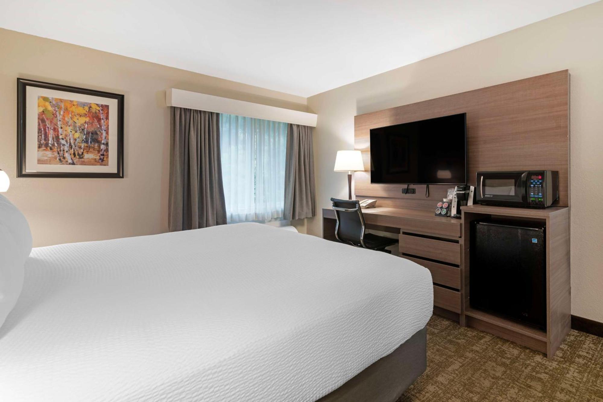 Best Western Plus Windjammer Inn & Conference Center Burlington Exteriér fotografie