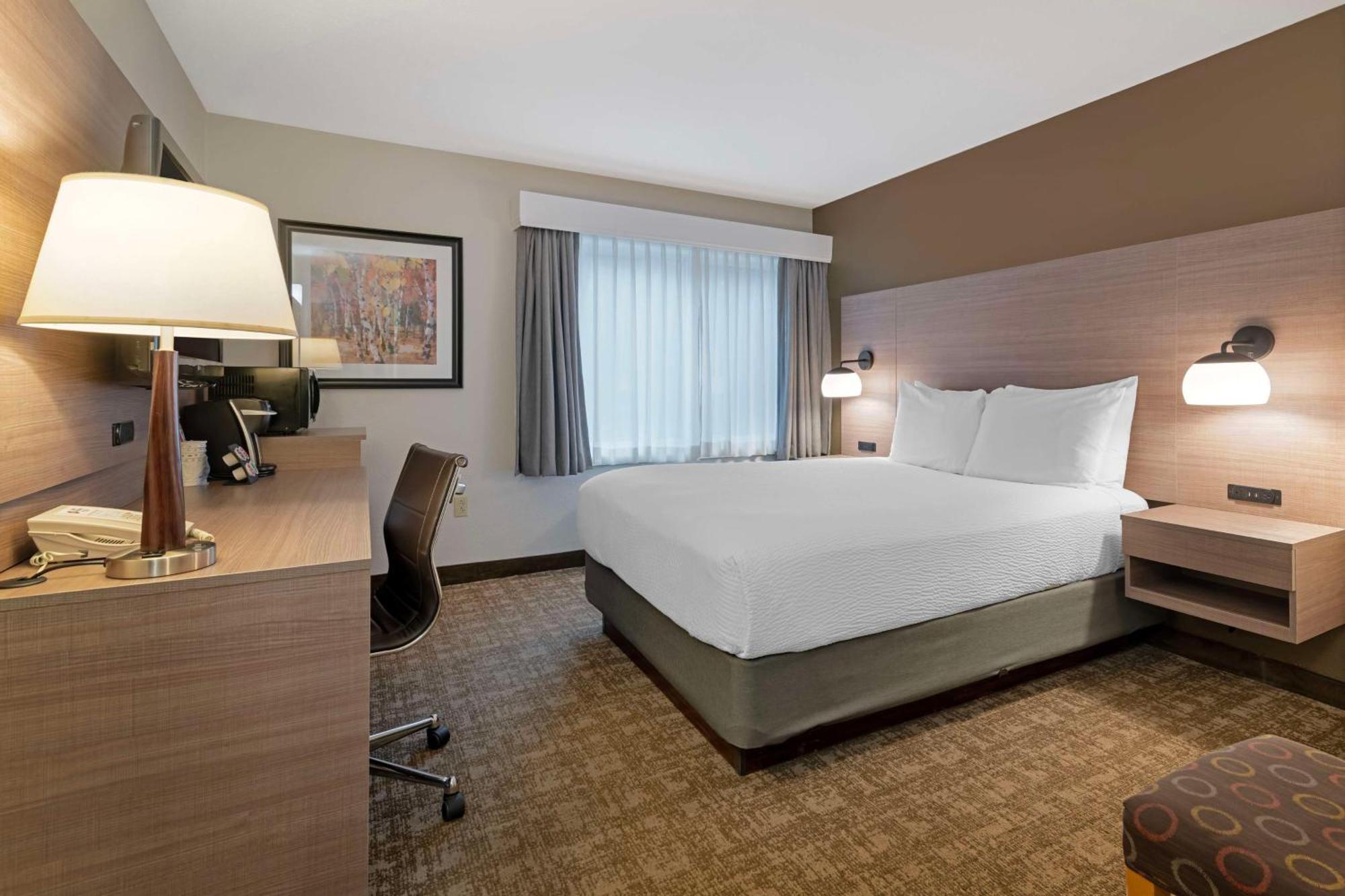 Best Western Plus Windjammer Inn & Conference Center Burlington Exteriér fotografie